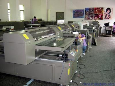 桐城吸附面板分區(qū)操作 悠遠(yuǎn)萬能彩印機(jī)的高效節(jié)能之道